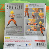 Bandai S.H. Figuarts Dragon Ball Z Goku Super Saiyan Full Power (box dent)